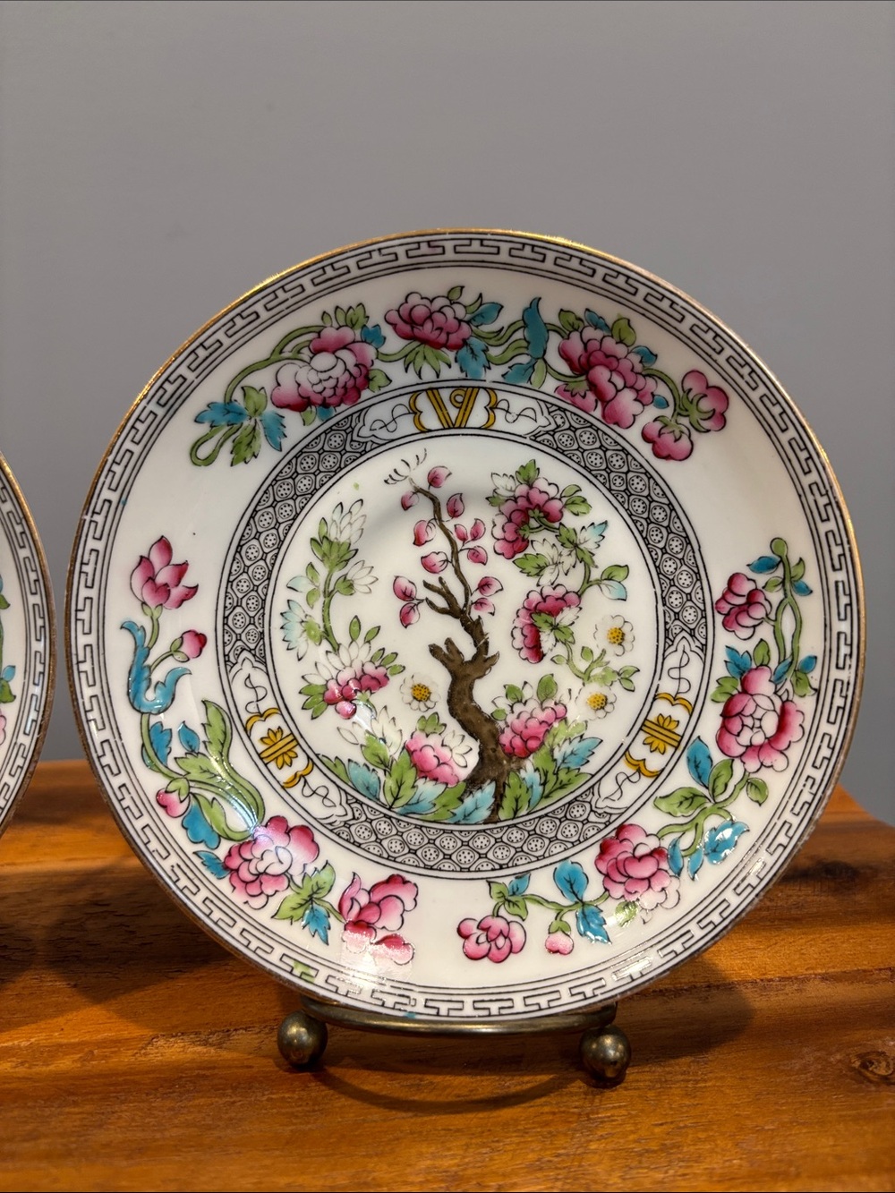 Aynsley China from England, Indian Tree pattern & Greek key saucers - Picture 5 of 14